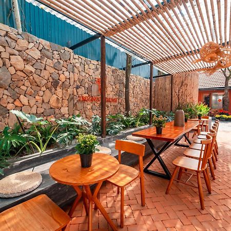 Truong Phu House - Hotel & Apartment Хуе Екстериор снимка