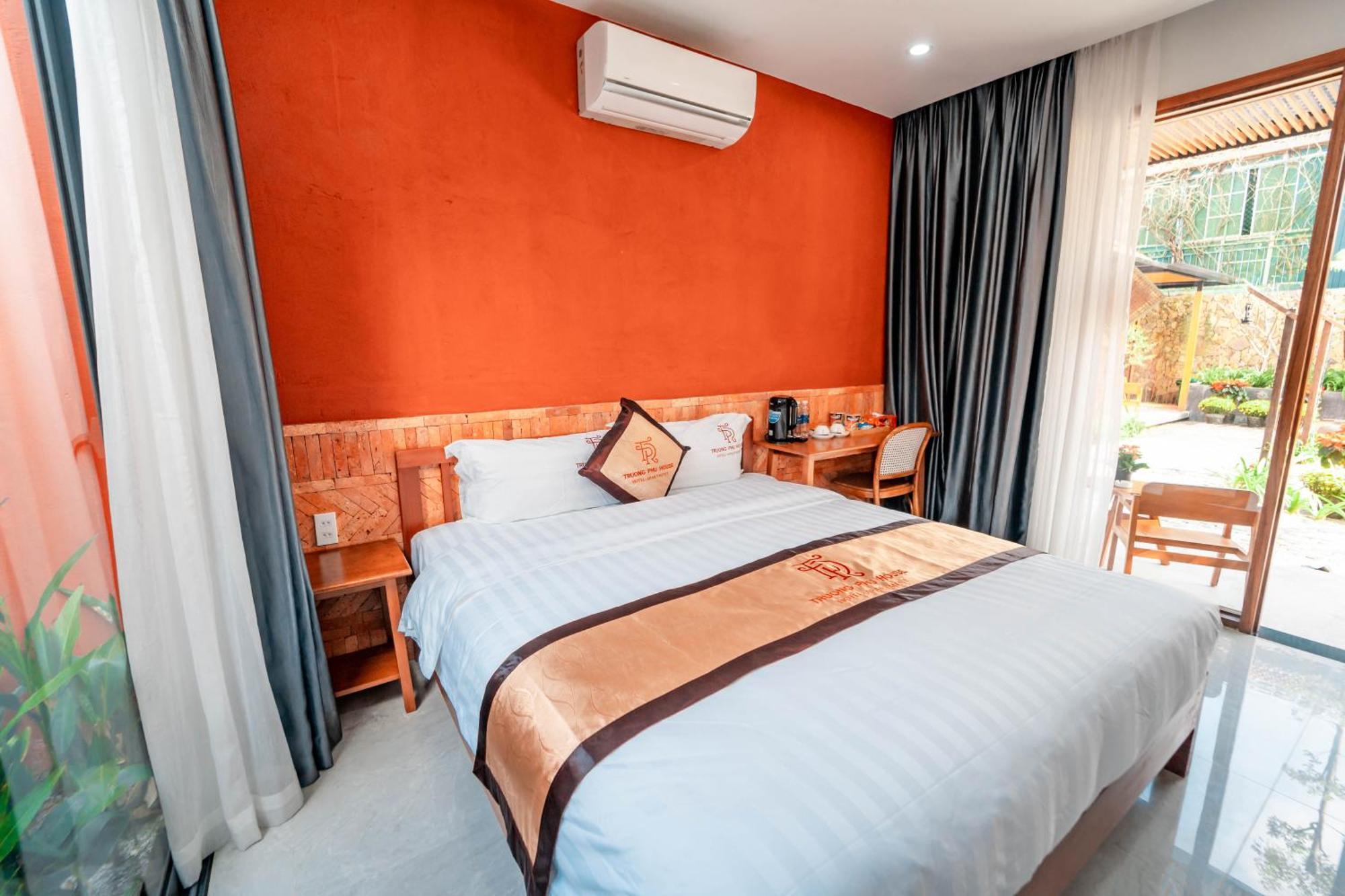 Truong Phu House - Hotel & Apartment Хуе Екстериор снимка
