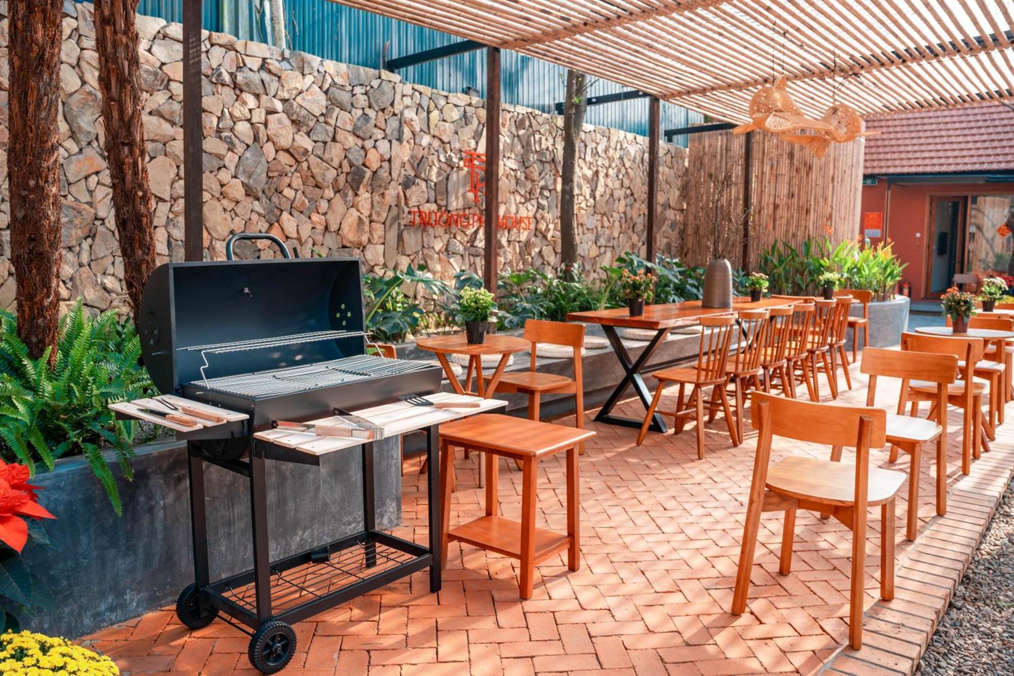 Truong Phu House - Hotel & Apartment Хуе Екстериор снимка