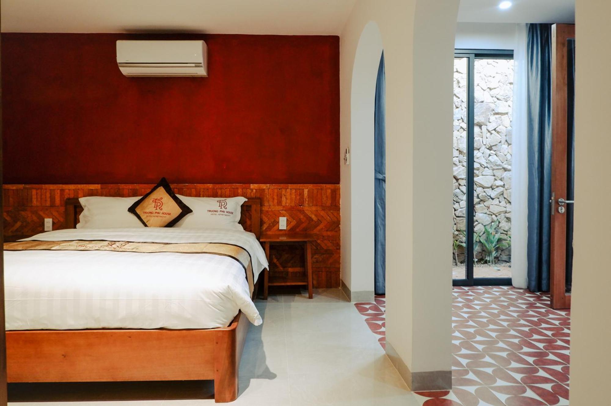 Truong Phu House - Hotel & Apartment Хуе Екстериор снимка